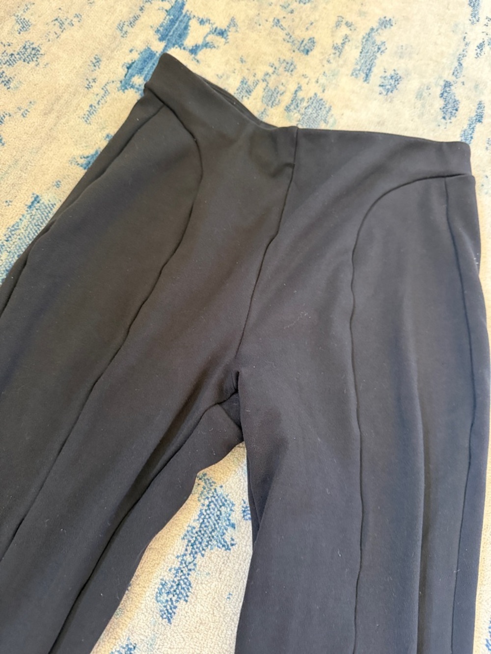ALO Yoga Black Boot-Cut Flare Pants - Picture 3 of 13